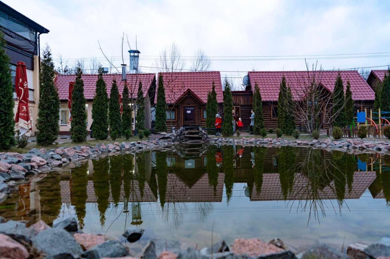 Райский Дворик Hotel Pogreby  Bagian luar foto